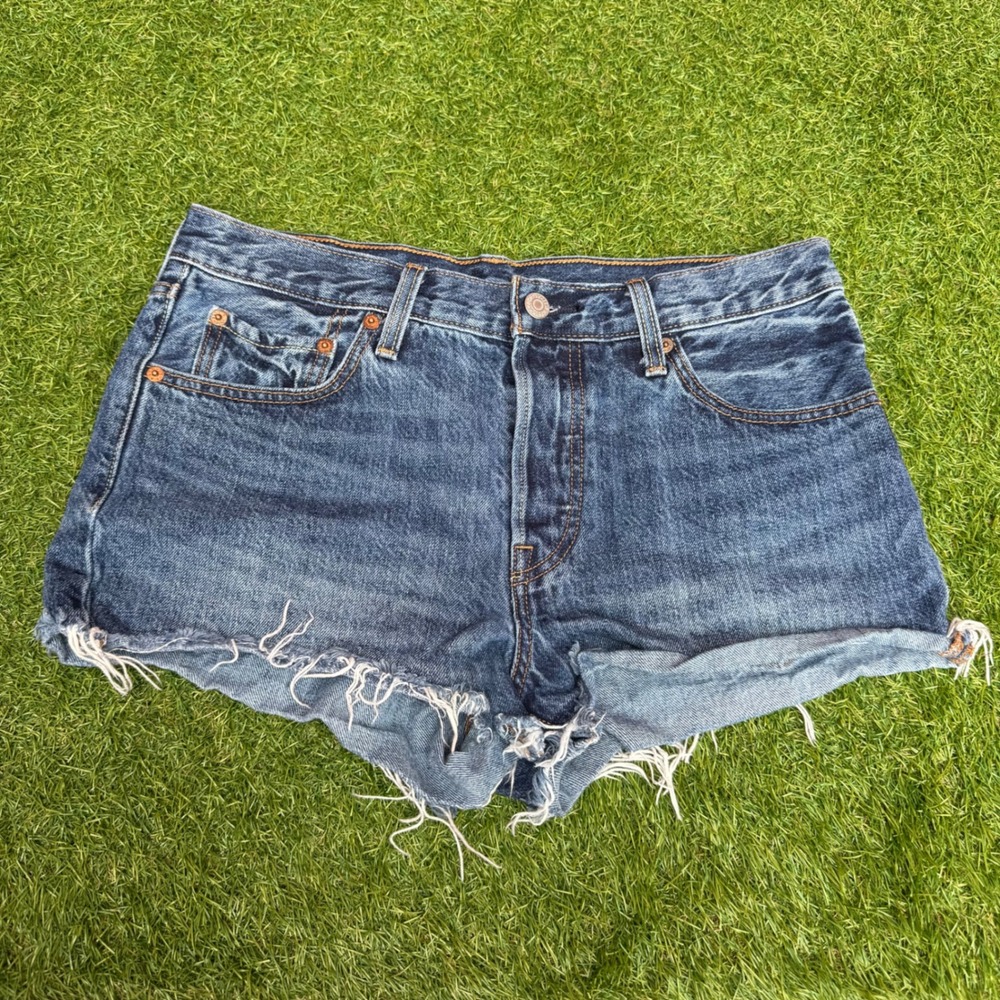 Levis 501 Original Cut Off Denim Shorts Dark Wash W28 High Rise Rodeo Cowgirl